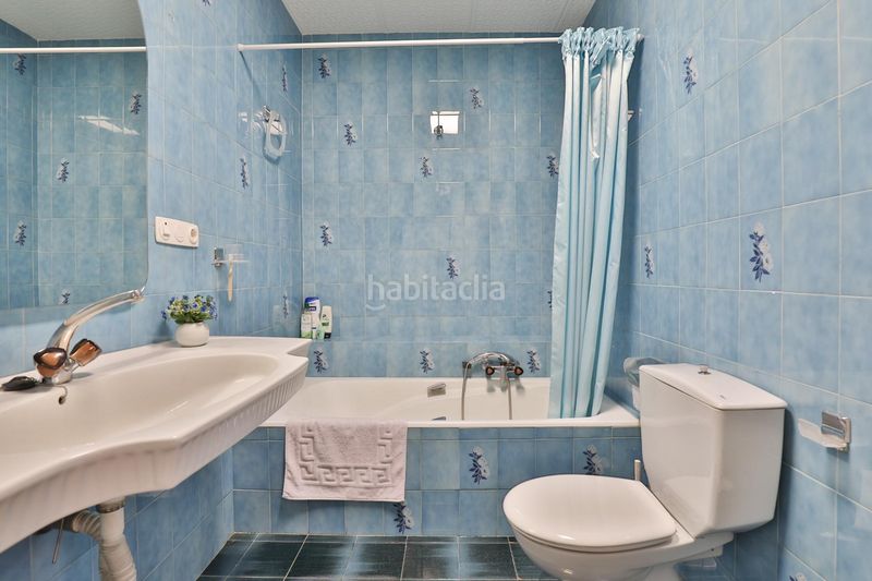 Foto b1d66bcd-fc7e-4ae4-9474-0bac29eb9a2d. Casa adosada en andalucia gran casa en Padul