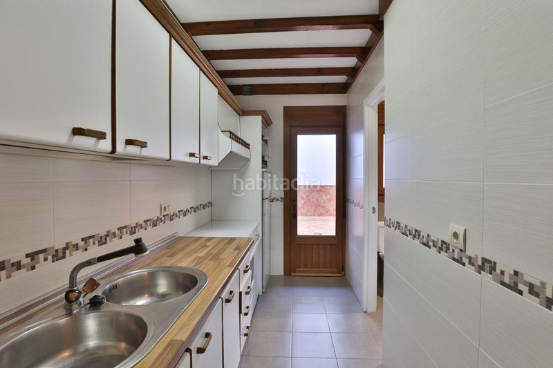 Foto de6a6279-cff8-4d76-906a-b29d0740f808. Casa adosada en andalucia gran casa en Padul