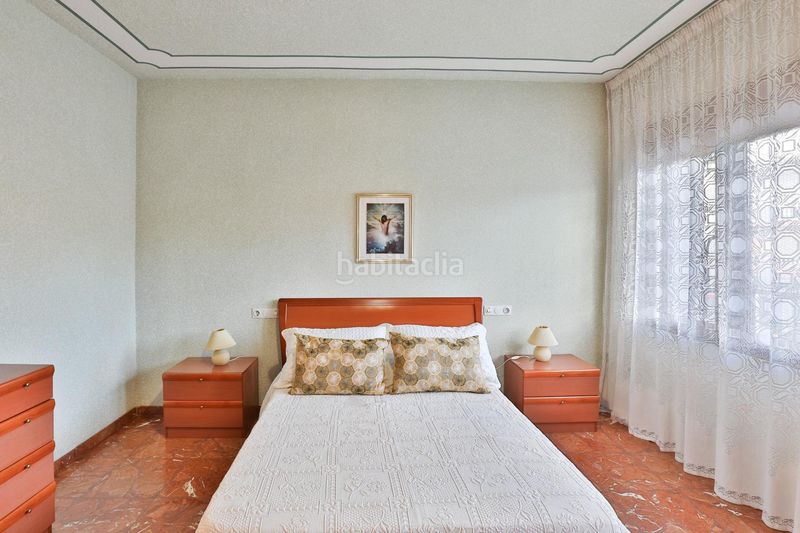 Foto e6ec7a4d-ffe2-465a-b89e-3324a01618e2. Casa adosada en andalucia gran casa en Padul