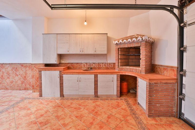 Foto f5b5ef7c-2ecc-4486-a743-7505afd5dba3. Casa adosada en andalucia gran casa en Padul