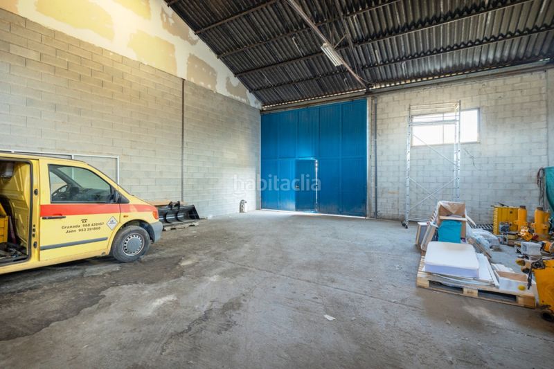 Foto d57dcac2-511d-4e5c-87de-1f00304f2b82. Nave industrial en pulianas calle duende 11 en Centro - Sagrario Granada