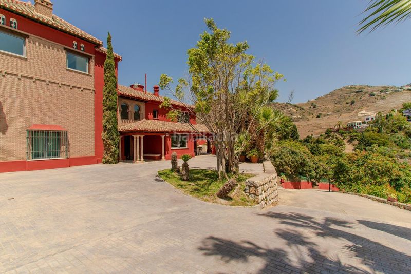 Foto d1005c0a-4018-4613-949a-e911e9d08e8e. Xalet amb calefacció aparcament piscina a Velilla - Velilla Taramay Almuñécar