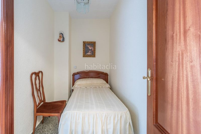 Foto e1405f5e-ec86-4750-b26d-dfd4630f9269. Casa adossada a Colomera