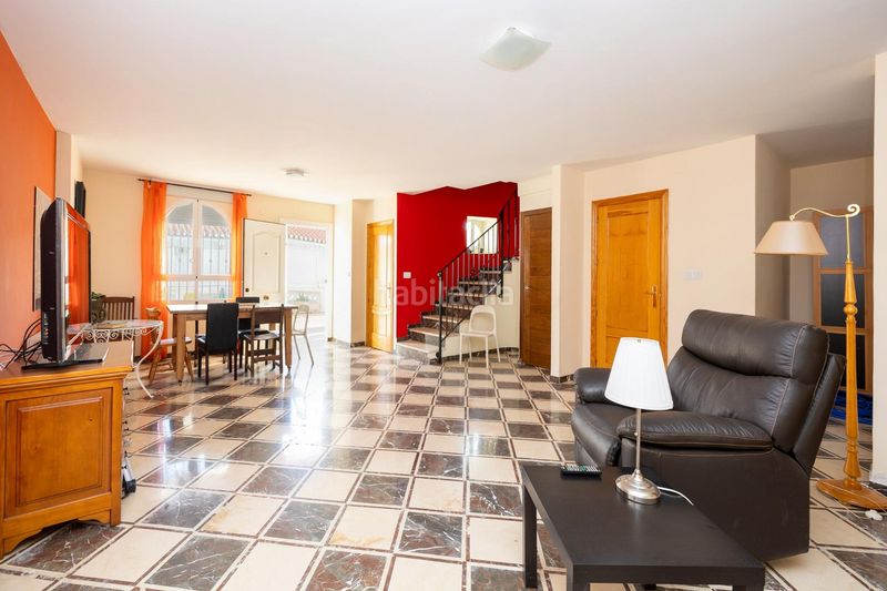 Foto e7588626-7511-42d7-9442-6baba13878dc. Xalet amb aparcament piscina a Gójar