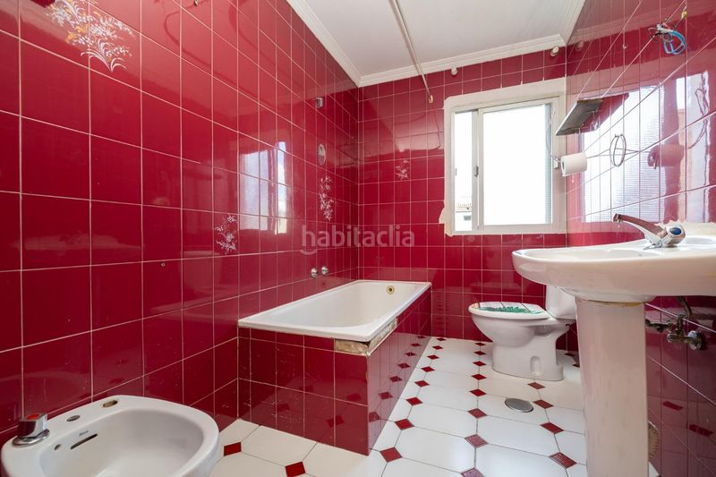 Foto b6dcfc4f-11c5-4b76-a49f-5fb45bc06e35. Casa amb aparcament piscina a La Zubia Ciudad Zubia (La)
