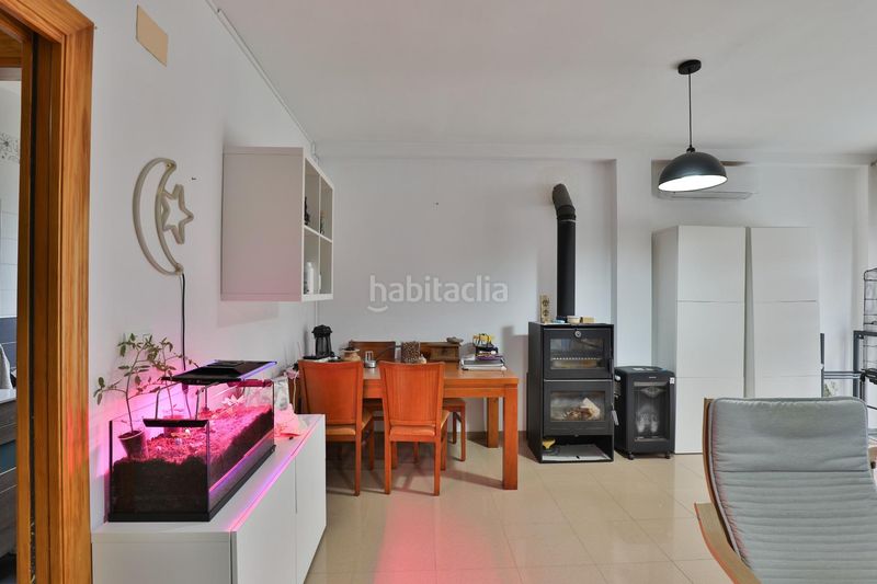 Foto 8f9f80d6-8bae-44d8-9c5d-78771bff1d0f. Casa amb aparcament a Padul