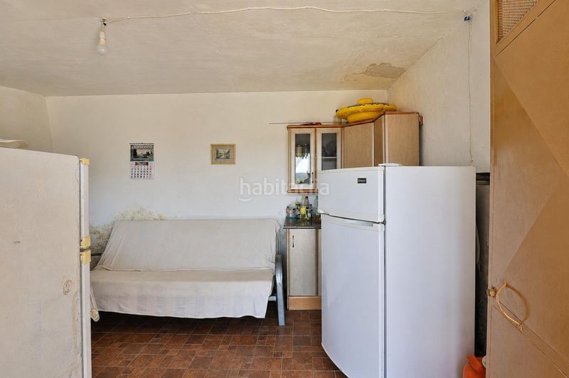 Foto ffd42818-9075-483b-8bfd-f6899878b822. Masia amb aparcament a Padul