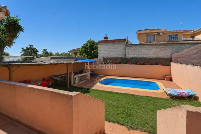 Foto 654c7911-aad9-423b-b6a2-192b3497dbdd. Xalet amb aparcament piscina a Padul