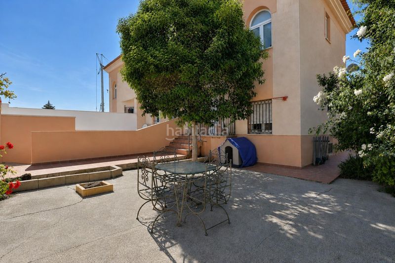 Foto ab3a9976-3e26-4e91-b35b-4f210ebe6b9e. Xalet amb aparcament piscina a Padul