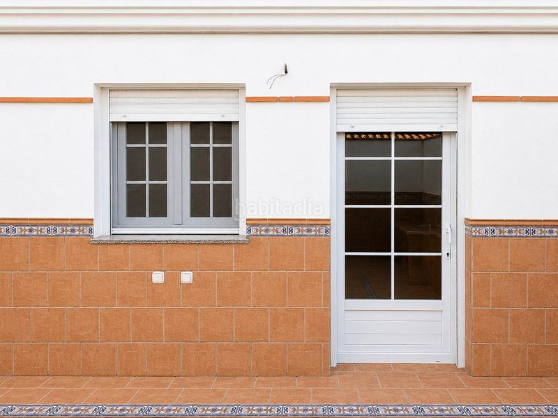 Foto 25990a5c-73d1-4bd7-87ce-88d65ccd71ed. Casa amb aparcament a Padul