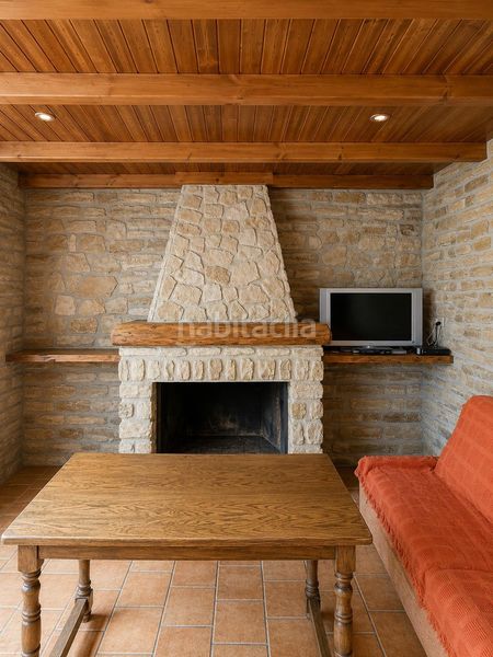 Foto bf832010-8e1f-421f-b422-25479287ef6f. Casa amb aparcament a Padul