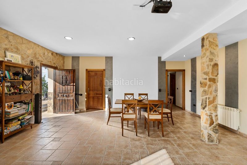 Foto 3db87cb0-30ce-4e66-bd44-b1325fd4c69d. Chalet mit parking pool in San Ildefonso - Catedral Jaén