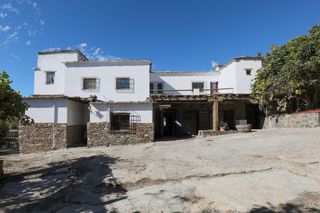 Xalet  Busquístar. Hotel rural en un entorno mágico, busquístar