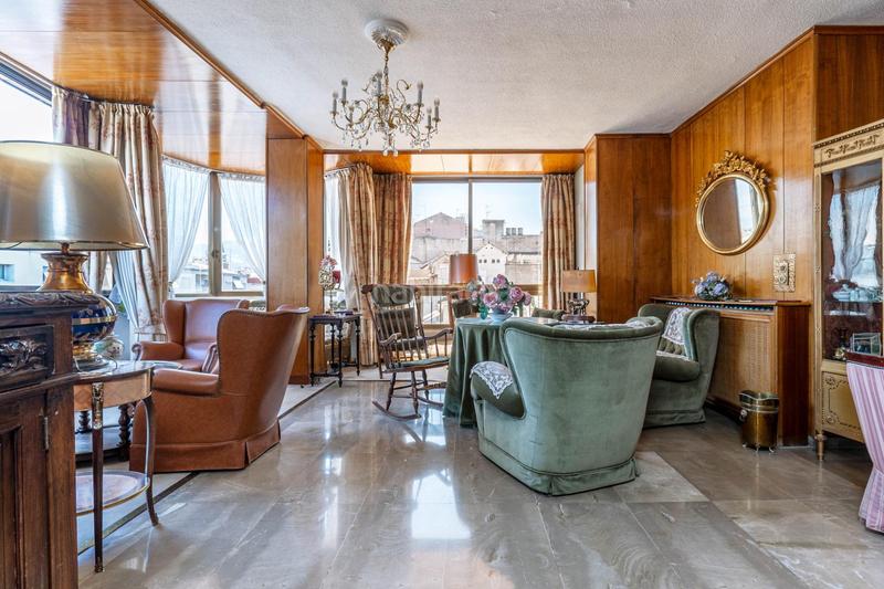 Foto 432d4a03-fb6c-41d0-a9d7-98e2d68efaa0. Piso espectacular vivienda con las mejores vistas en Granada