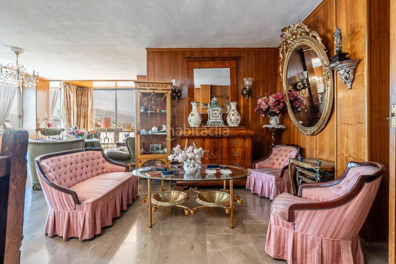 Foto e02a8489-69e8-47cb-b2aa-b8d6b7d31968. Piso espectacular vivienda con las mejores vistas en Granada
