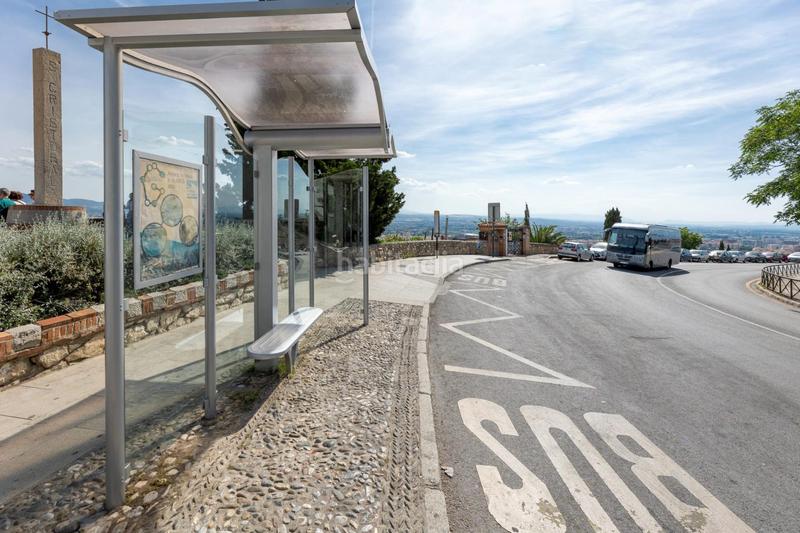 Foto f14d77dc-50c1-4bfc-8df1-cde76ffe0ba0. Piso exclusivo piso en el albaicín granadino mirador san cristobal en Granada