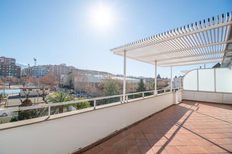 Foto b12ede55-5ecd-475a-9f6a-63948ff0c6b9. Chalet en Barrio de Zaidín Granada