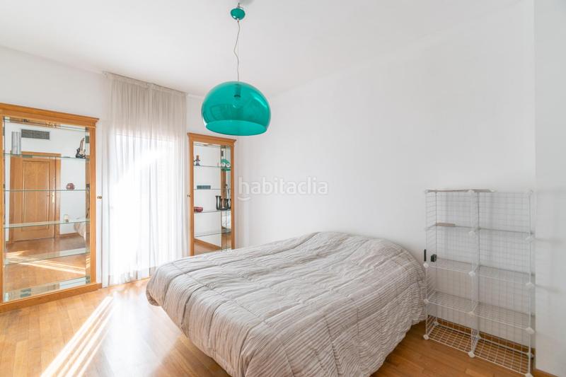 Foto d6f8c4b5-5582-4837-bff8-6373309d188b. Chalet en Barrio de Zaidín Granada