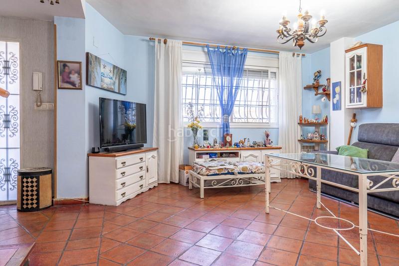 Foto 5712fa14-68f9-4dbe-85f2-a7f01f460d6d. Casa adosada chalet adosado en ogijares en Ogíjares