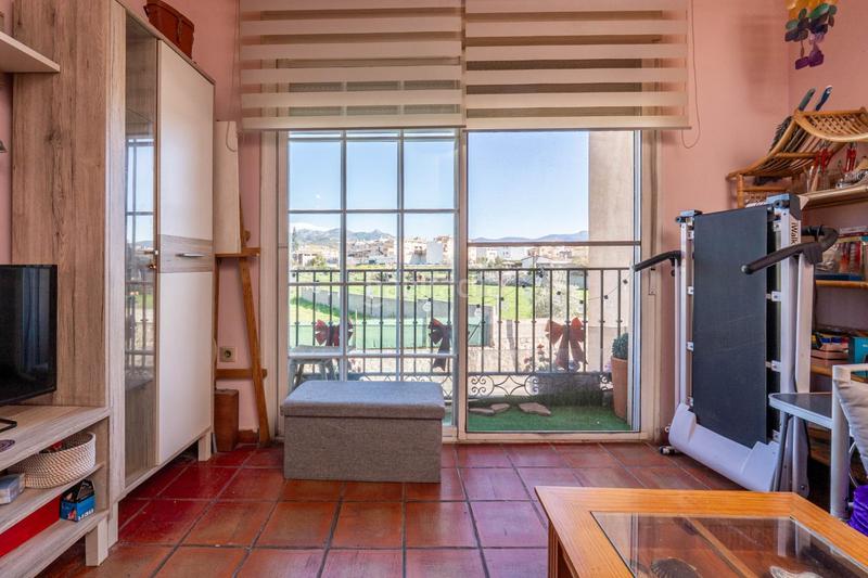 Foto 577e8578-43d8-48c7-9686-374e3b663773. Casa adosada chalet adosado en ogijares en Ogíjares