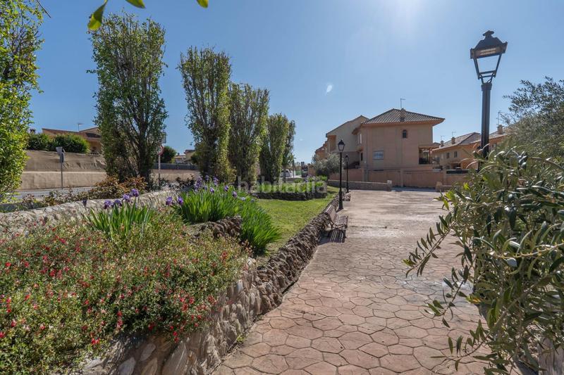 Foto c90df25a-6838-4bb3-a0bb-6f715896a5f9. Casa adosada chalet adosado en ogijares en Ogíjares