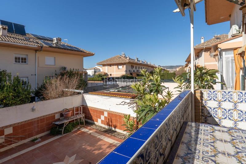 Foto e379bec9-ce60-4d05-bcb1-b46ec8a7557c. Casa adosada chalet adosado en ogijares en Ogíjares