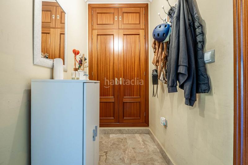 Foto 785b7e79-50c8-45a8-84fb-208fb0930c76. Piso  en calle antonia mercé en Angustias - Chana - Encina Granada