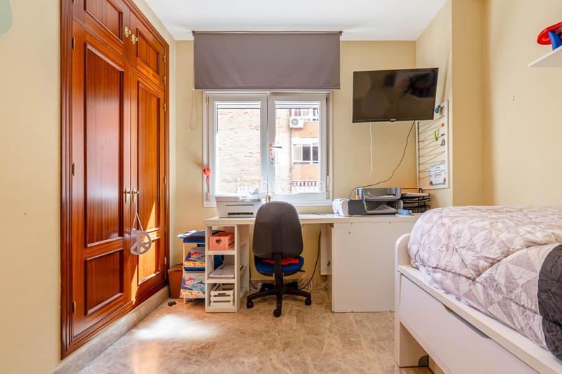 Foto d2ebe30d-3959-44ca-ba47-4cea39ae3018. Piso  en calle antonia mercé en Angustias - Chana - Encina Granada