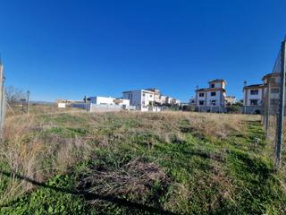 Terreny residencial a Cájar. Solar en venta en cájar