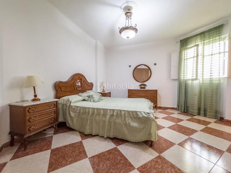 Foto fe8088f4-8515-4c2a-bcc5-adcbe9c65816. Piso en calle teresa de cartagena 12 en Barrio de Zaidín Granada