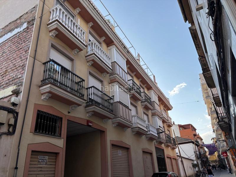 Foto 103e833b-7ea9-4e69-8c2b-0cd50a71bf9d. Piso en calle calle real 16 centro cerca del metro. 3 dormitorios y 2 baños en Maracena