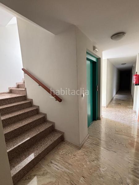 Foto 9ded08bc-9bce-4525-980c-3889fcff66bc. Piso en calle calle real 16 centro cerca del metro. 3 dormitorios y 2 baños en Maracena