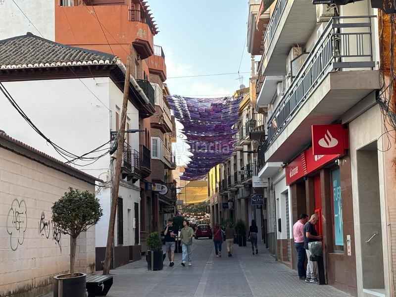 Foto ff3ddb08-c091-43c6-8ef4-14b374ffb40b. Piso en calle calle real 16 centro cerca del metro. 3 dormitorios y 2 baños en Maracena