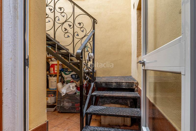 Foto 0d2e226d-ef06-4700-b35e-eb8a8eeb509e. Casa en calle aire 4 casa en haciendo esquina 100 metros en planta baja en Otura