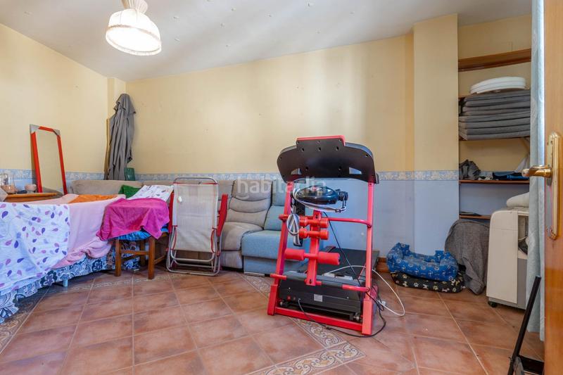 Foto 46cd8c1c-a3ba-410c-a256-79660e173068. Casa en calle aire 4 casa en haciendo esquina 100 metros en planta baja en Otura