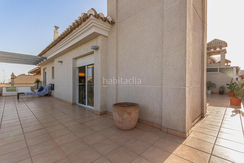Foto e3b7b9f3-fe7d-4935-85cf-5b71d9a6f86e. Alquiler ático  dúplex en alquiler zona p4 150m dos terrazas de 70m con vistas maravilosas en Almuñécar