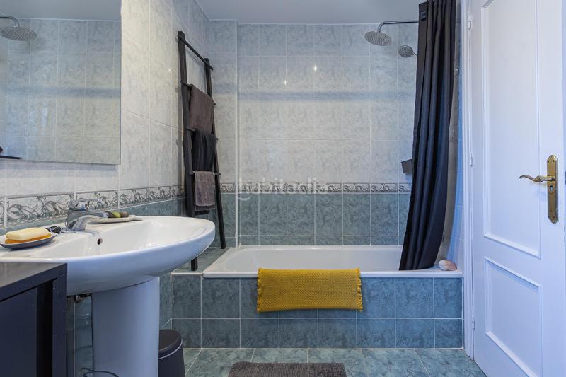 Foto 6b0f6c1a-7dd3-4ad8-bf20-39fcfd615737. Rent penthouse with heating in Almuñecar centro Almuñécar
