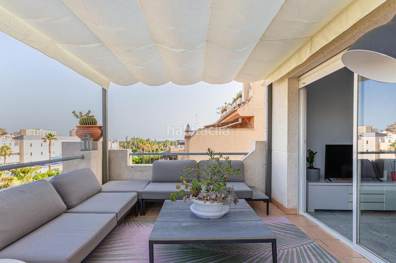Foto 9802b947-c9de-491f-9194-8645ff94ad65. Rent penthouse with heating in Almuñecar centro Almuñécar