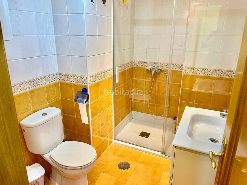 Foto 976b3715-e511-40eb-8a04-ed0e78a0f0d8. Alquiler piso apartamento en primera línea en Velilla - Velilla Taramay Almuñécar