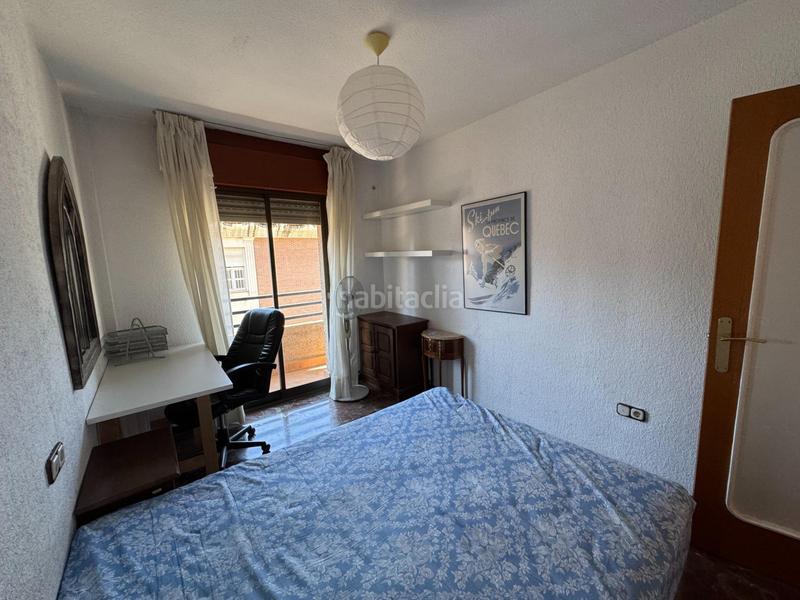 Foto 2decb8dd-6328-48b9-bb03-0702f2a1f595. Rent flat with heating in Pajaritos Granada