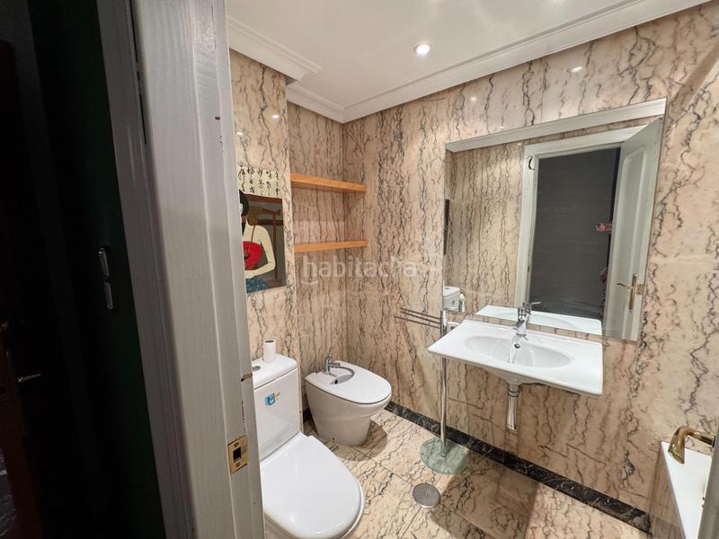 Foto 4d6ee775-b62b-4979-88e1-cf3741ff1a66. Rent flat with heating in Pajaritos Granada