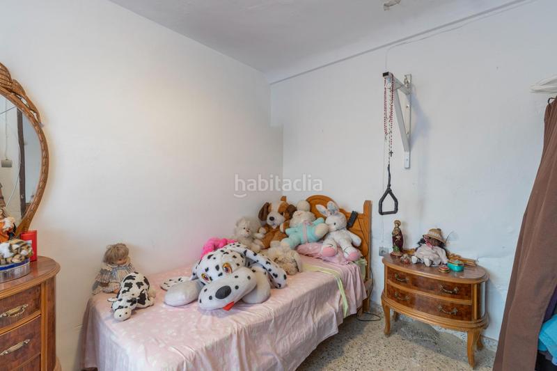 Foto 80c657a8-2fdf-405e-a419-5431f5d00340. Casa oportunidad amplia casa de 250 m para reformar a tu gusto en Armilla