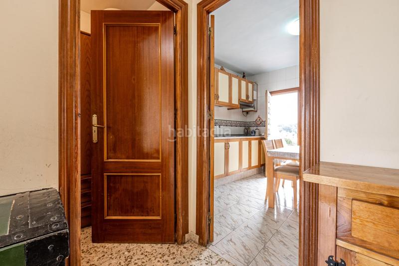Foto 61337796-d26b-4102-b3af-1906b5852399. Chalet en camino de la barrera (far) 58 el Fargue 2000 metros de parcela segregable con chalet de 178m en tres plantas mas nave de 90 metros en Granada