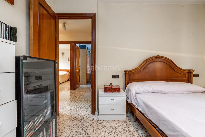 Foto d655b87e-1035-46e9-91cd-415b530a492d. Chalet en camino de la barrera (far) 58 el Fargue 2000 metros de parcela segregable con chalet de 178m en tres plantas mas nave de 90 metros en Granada