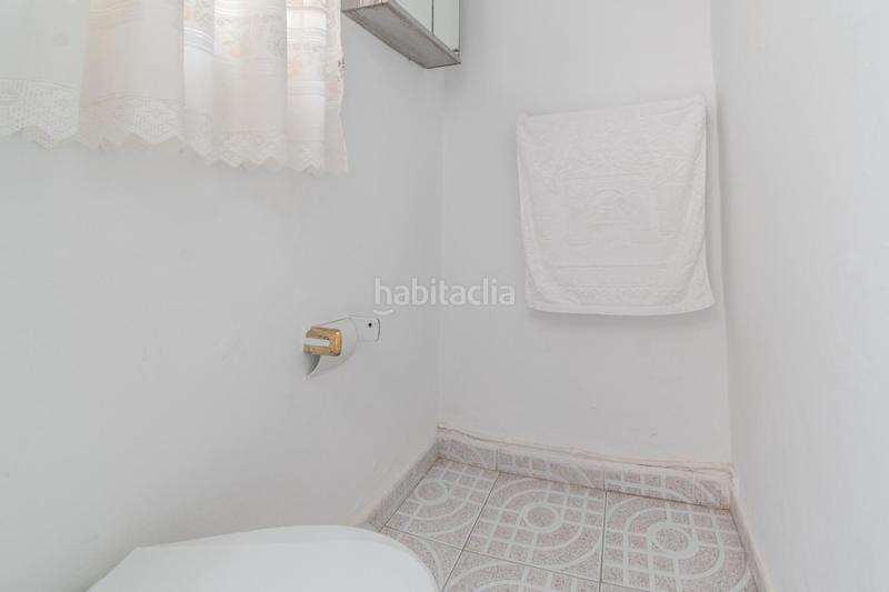 Foto 0c56f9c9-befa-47ce-b937-8cc086f8664c. Casa adossada a Colomera