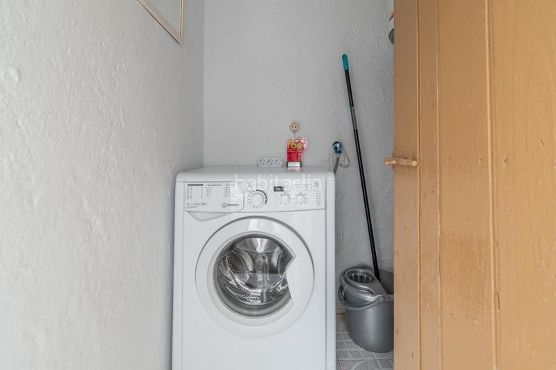 Foto 763ce9a8-1b43-4d5d-834e-4a1009e91aef. Casa adossada a Colomera