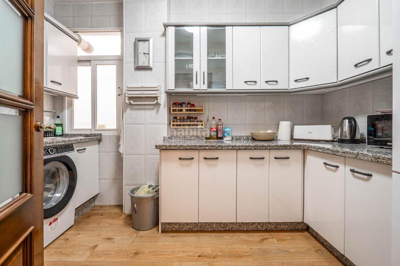 Foto 0f6ab5a5-9174-4b99-992a-32f6e41a7ace. Appartement avec chauffage dans Centro - Sagrario Granada