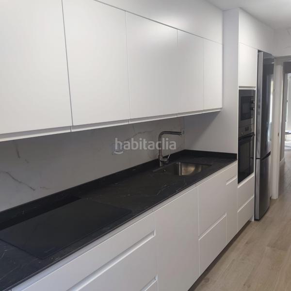 Foto a2dd525a-a94a-405b-8d10-6d18d36e49fd. Alquiler apartamento  reformado en pleno centro . en Almuñécar