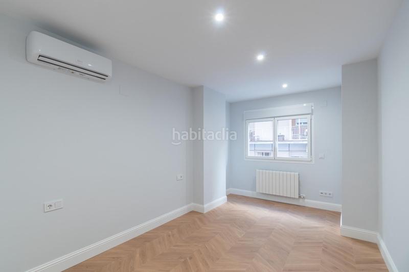 Foto e0ad22d8-618f-4bc8-8f55-2b73f3c58d63. Appartement avec chauffage dans Camino de Ronda Granada