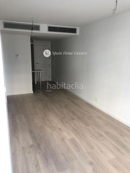 Foto 0b2febff-5678-49a8-89f7-1d7c161dd5e5. Piso avenida de fernando abril martorell en Malilla Valencia